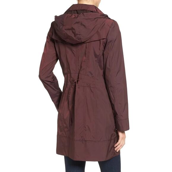 Cole Haan Signature Back Bow Packable Hooded Burgundy Sz XL Raincoat Jacket - Picture 2 of 6